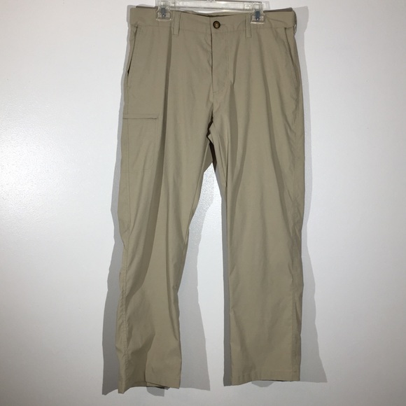 ub tech classic fit pants
